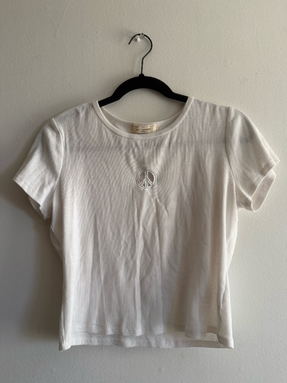 Cropped Peace T-Shirt